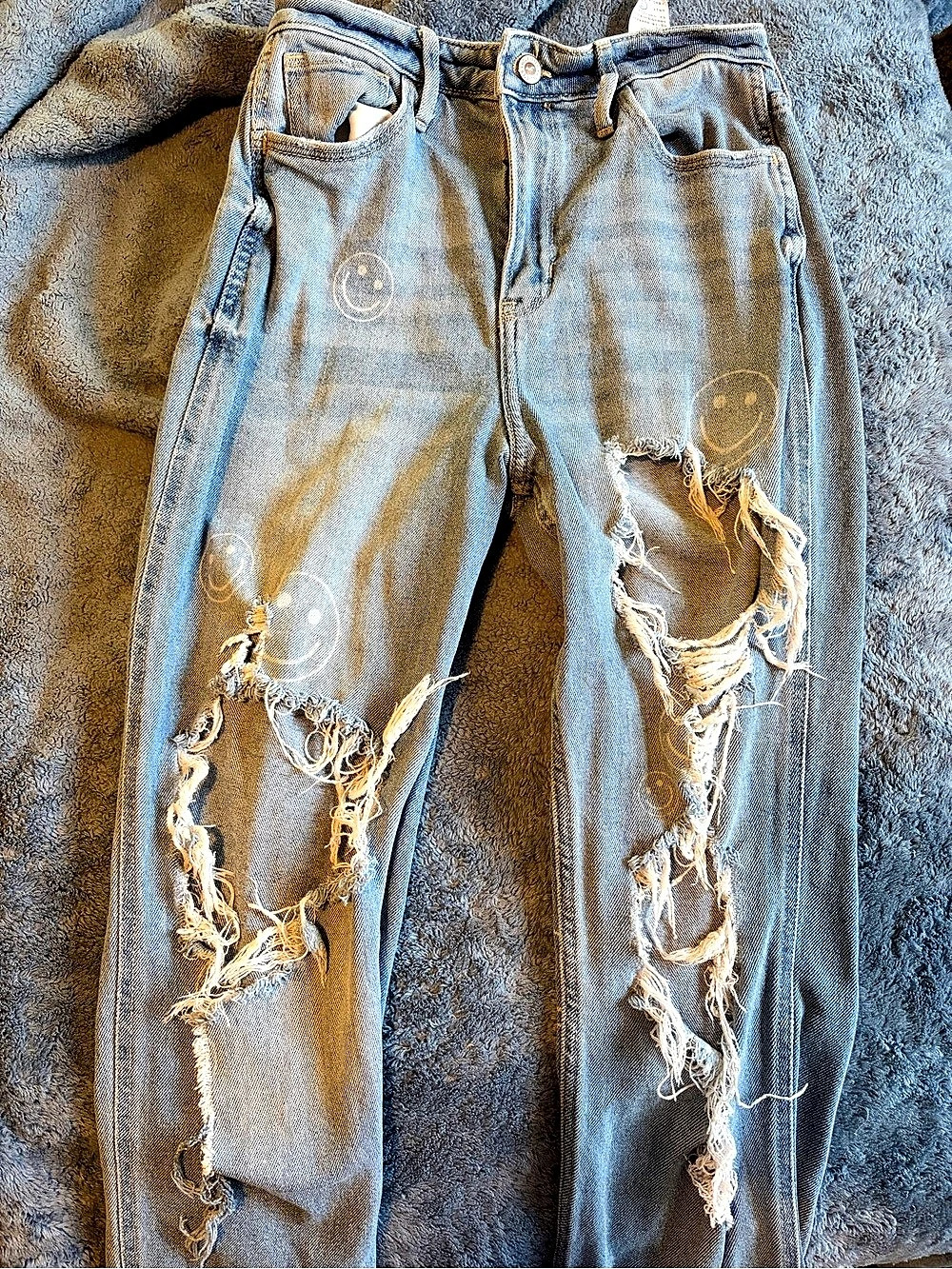 Hollister Smiley Face Distressed High-Rise Jeans Skinny Jeans Blue Waist 26